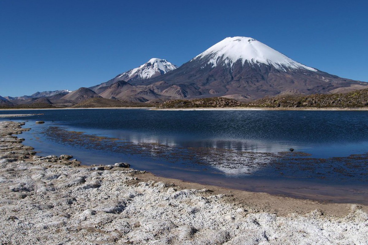 Payachatas, Volcanes gemelos del Norte de Chile, Putre